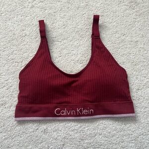 CALVIN KLEIN BURGUNDY BRALETTE WITH REMOVABLE CUPS